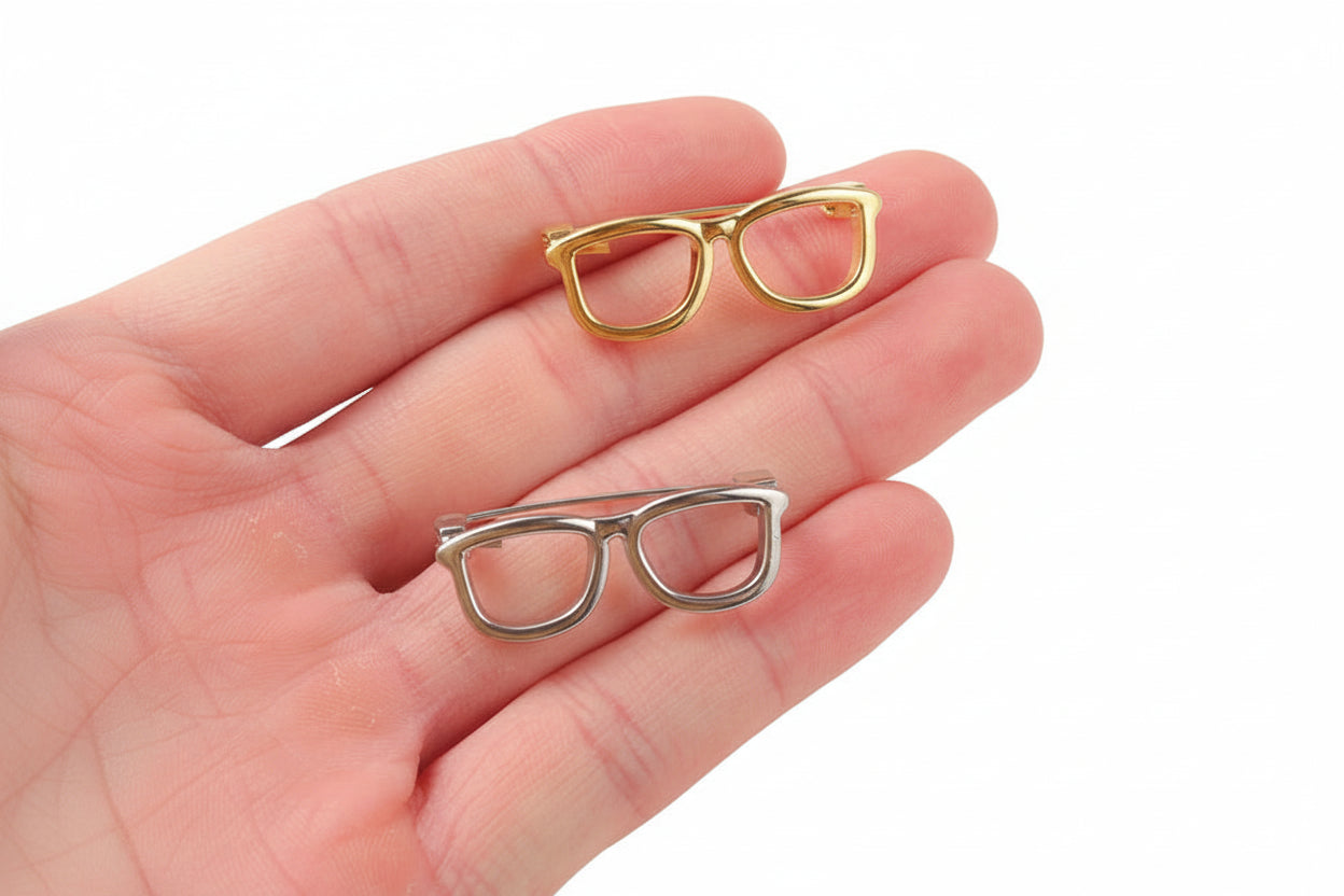 Fashion Sunglasses Pin