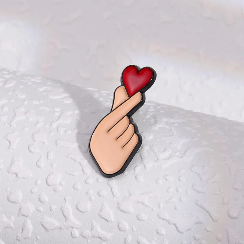 K-Pop Finger Heart Pin