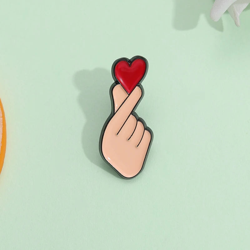 K-Pop Finger Heart Pin